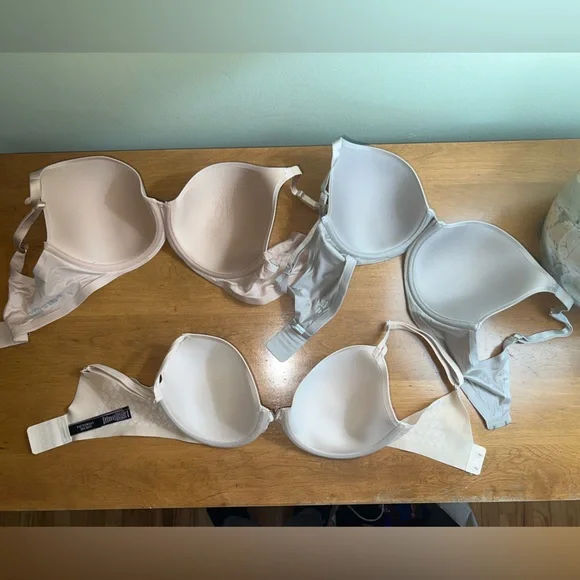 👙 Neutral Tone Beige Bras 👙
• Size: 34D
• Brands: 2 Aerie & 1 Victoria’s - Picture 8 of 8